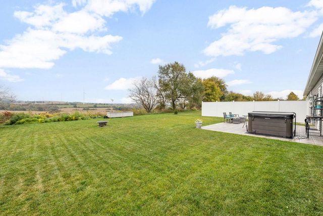 234 Watertower CIRCLE, Iron Ridge, WI 53035