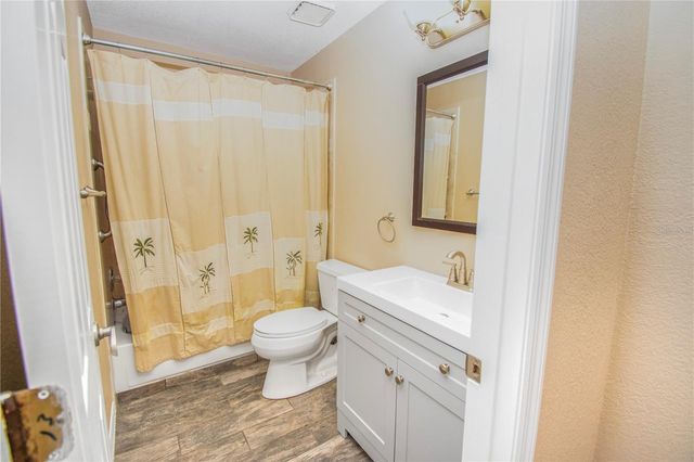 4067 LANCASTER DRIVE, Sarasota, FL 34241