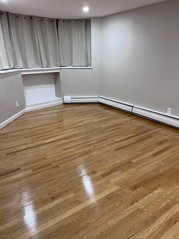 1872 Commonwealth Ave -A, Boston, MA 02135