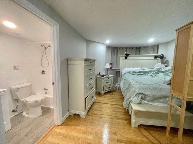 1872 Commonwealth Ave -A, Boston, MA 02135