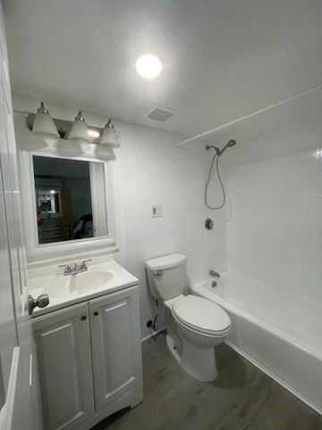 1872 Commonwealth Ave -A, Boston, MA 02135