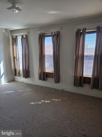 415 W KING ST, Lancaster, PA 17603