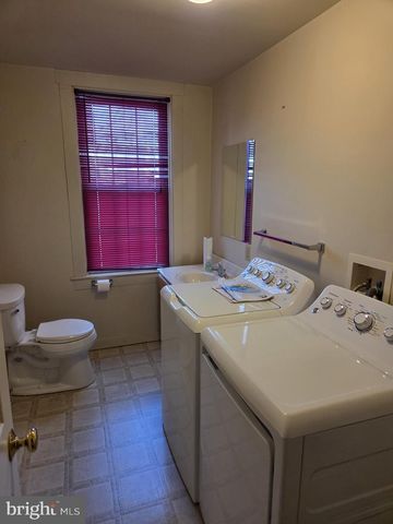 415 W KING ST, Lancaster, PA 17603