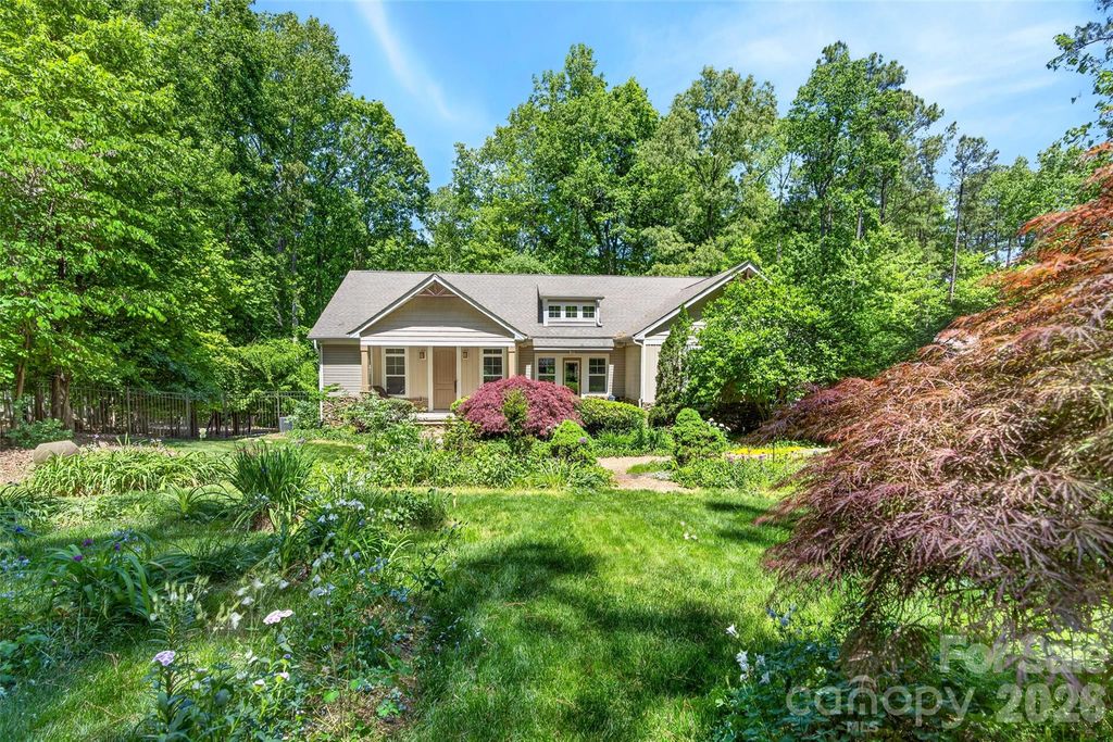125 Pomeroy Road, Mooresville, NC 28117