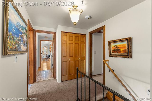 23312 E Fairway Drive, Trenton, MI 48183