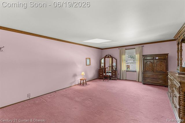 23312 E Fairway Drive, Trenton, MI 48183