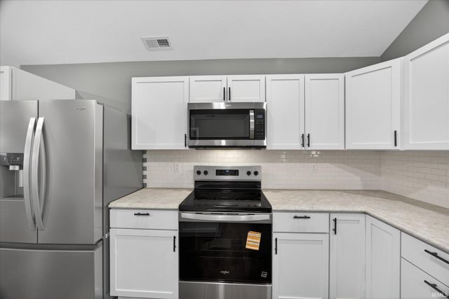 14644 W County RD 400, Linton, IN 47441