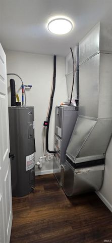 14644 W County RD 400, Linton, IN 47441