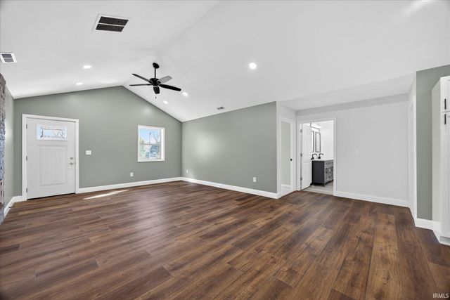 14644 W County RD 400, Linton, IN 47441