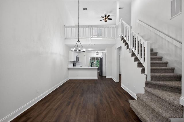 5812 RED CEDAR LANE, Tampa, FL 33625