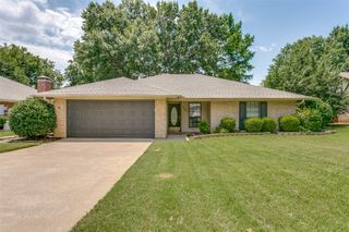 3055 Panhandle Drive, Grapevine, TX 76051
