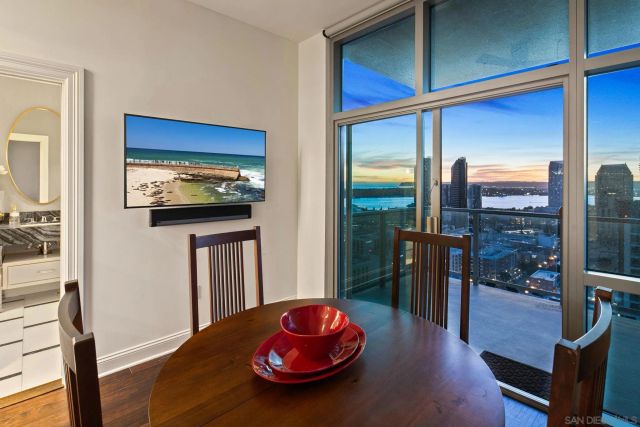 800 The Mark Ln 2801, San Diego, CA 92101