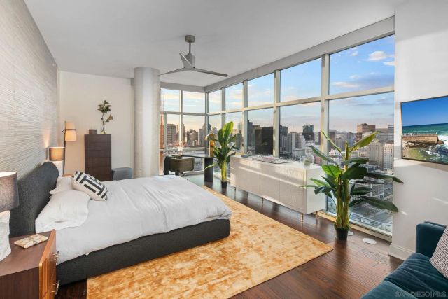 800 The Mark Ln 2801, San Diego, CA 92101