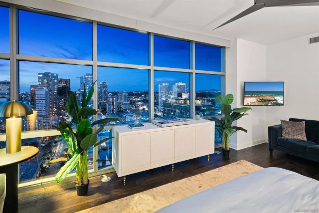 800 The Mark Ln 2801, San Diego, CA 92101