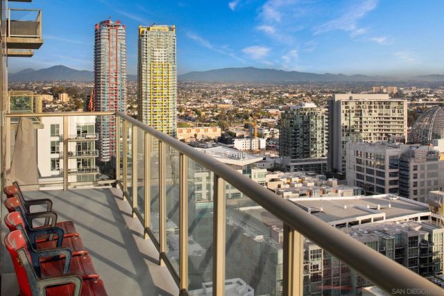 800 The Mark Ln 2801, San Diego, CA 92101