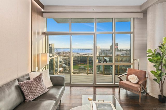 800 The Mark Ln 2801, San Diego, CA 92101