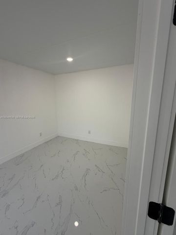 1230 NW 135th St, North Miami, FL 33167