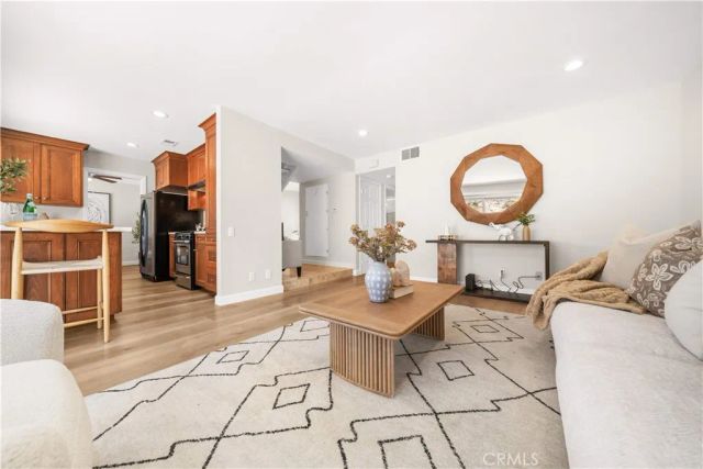 23992 Via La Coruna, Mission Viejo, CA 92691