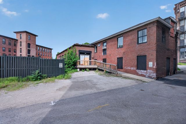 144 Moody Street, Building 19 Rear, Waltham, MA 02453