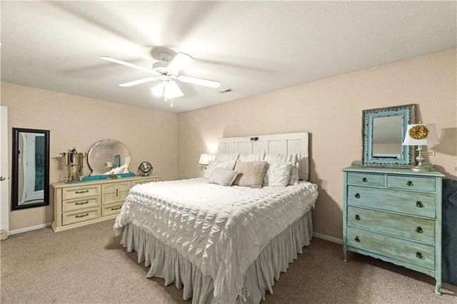 1528 Legend Trail Drive A, Lawrence, KS 66047