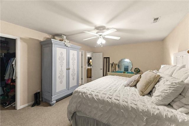 1528 Legend Trail Drive A, Lawrence, KS 66047