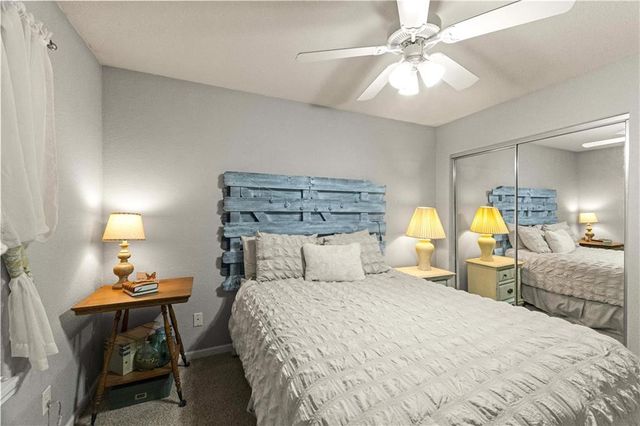 1528 Legend Trail Drive A, Lawrence, KS 66047