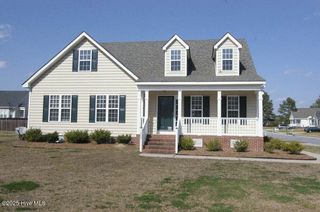 1000 Sebring Drive, Winterville, NC 28590