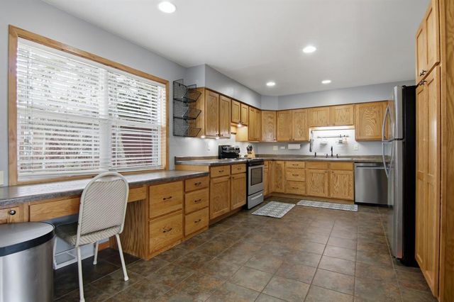 211 11th Street, Altoona, WI 54720