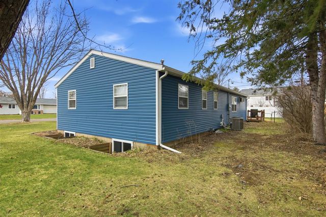 211 11th Street, Altoona, WI 54720