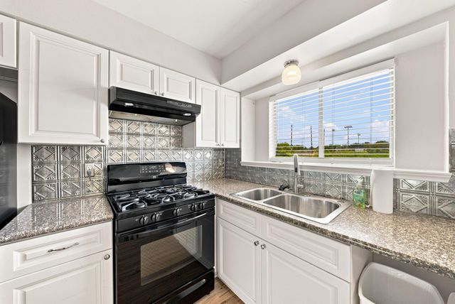 8002 Delwin Street, Houston, TX 77034