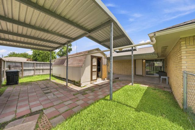 8002 Delwin Street, Houston, TX 77034