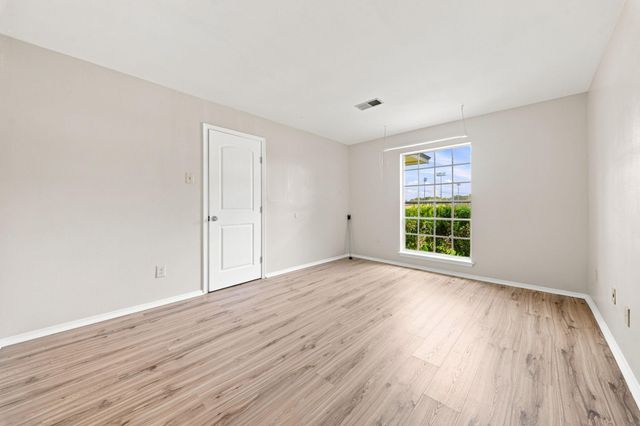 8002 Delwin Street, Houston, TX 77034
