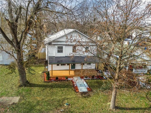 1327 New Jersey Street, Lawrence, KS 66044