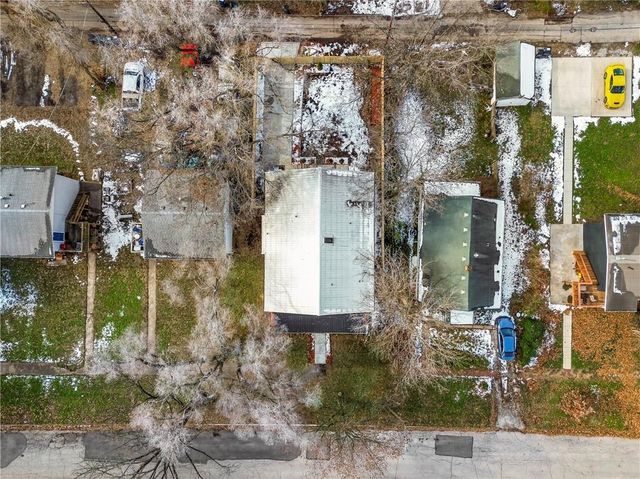1327 New Jersey Street, Lawrence, KS 66044