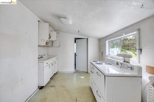 18589 Rozier Ave, Tuolumne, CA 95379