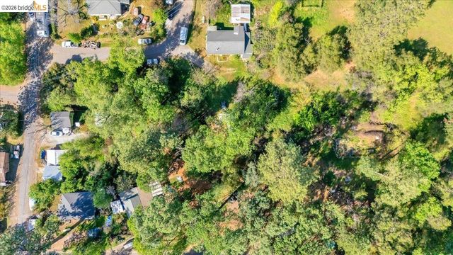 18589 Rozier Ave, Tuolumne, CA 95379