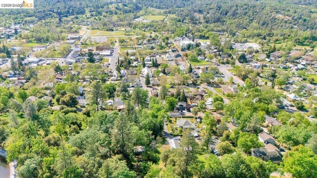 18589 Rozier Ave, Tuolumne, CA 95379