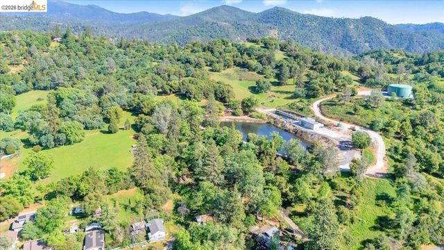 18589 Rozier Ave, Tuolumne, CA 95379