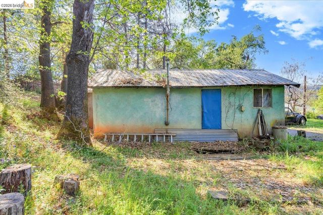 18589 Rozier Ave, Tuolumne, CA 95379