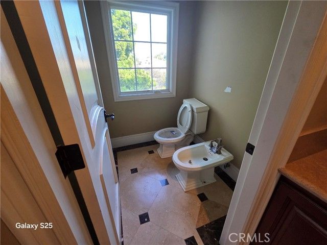 10040 Mattock Avenue, Downey, CA 90240