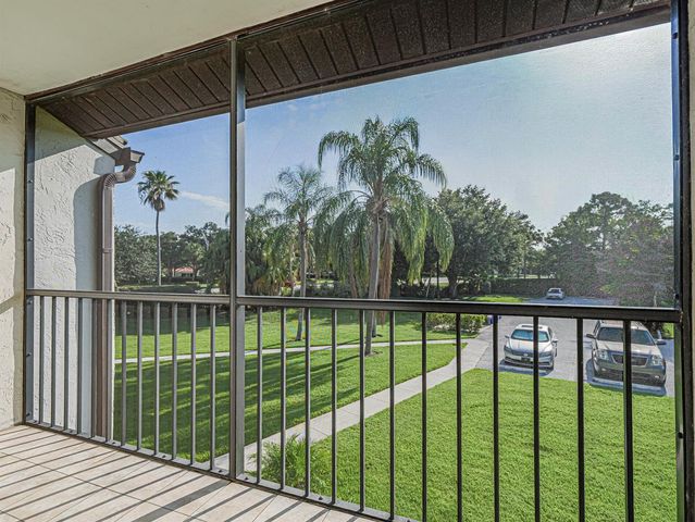 1605 SW Silver Pine Way, Palm City, FL 34990