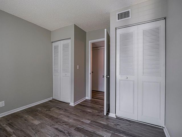 1605 SW Silver Pine Way, Palm City, FL 34990