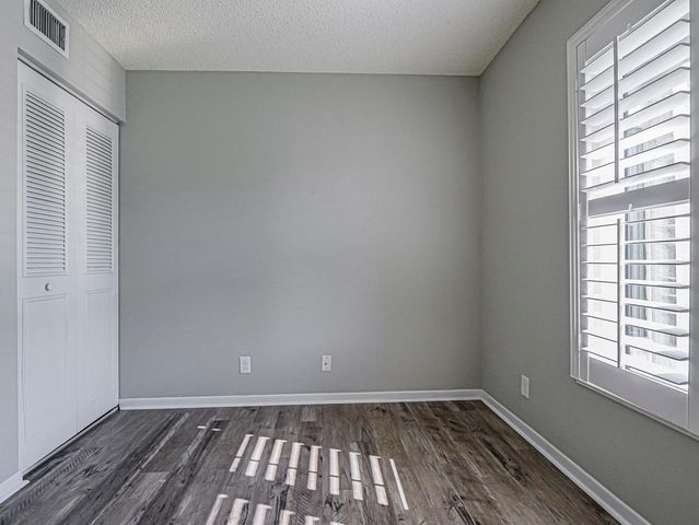 1605 SW Silver Pine Way, Palm City, FL 34990