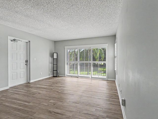 1605 SW Silver Pine Way, Palm City, FL 34990