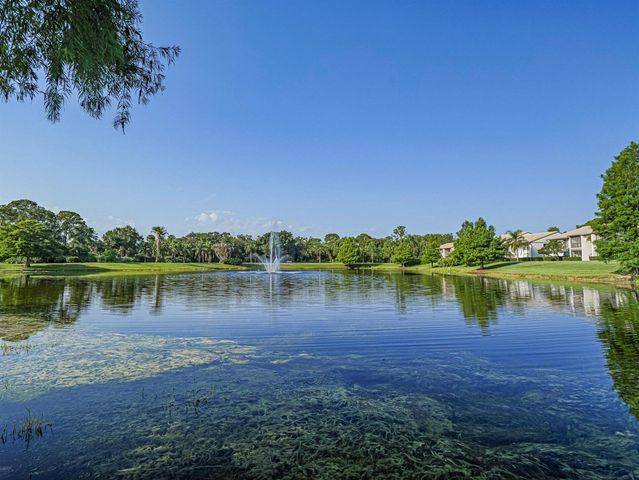 1605 SW Silver Pine Way, Palm City, FL 34990