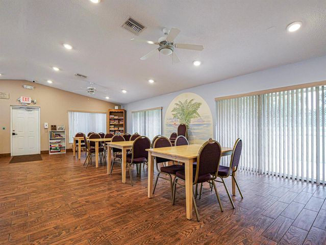 1605 SW Silver Pine Way, Palm City, FL 34990