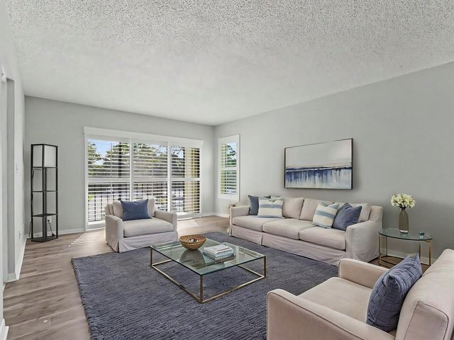 1605 SW Silver Pine Way, Palm City, FL 34990