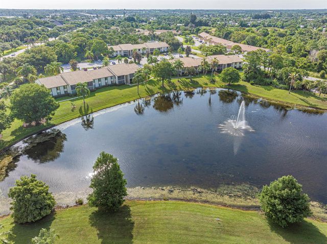 1605 SW Silver Pine Way, Palm City, FL 34990