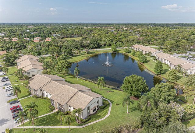 1605 SW Silver Pine Way, Palm City, FL 34990