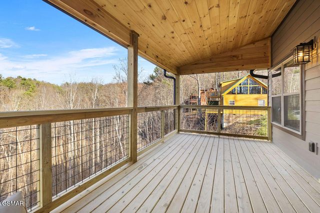 1559 Sky View Drive, Sevierville, TN 37876